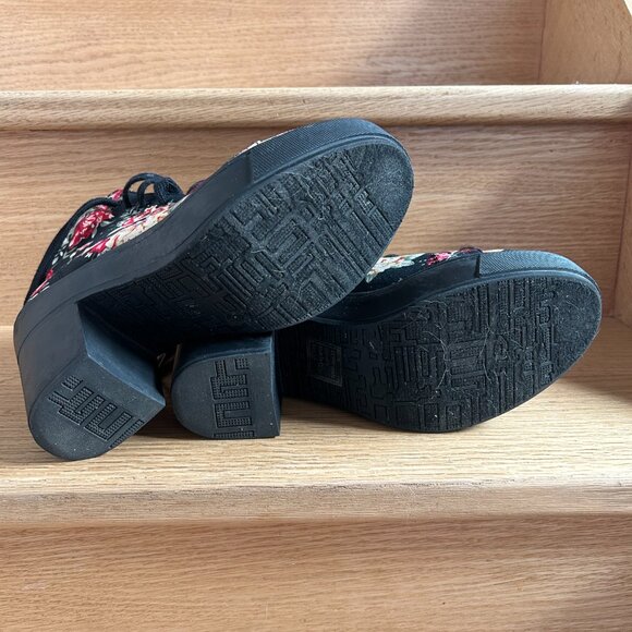 Wild Diva Lounge Floral Ankle Heel Boots Size 8.5 - Picture 9 of 9